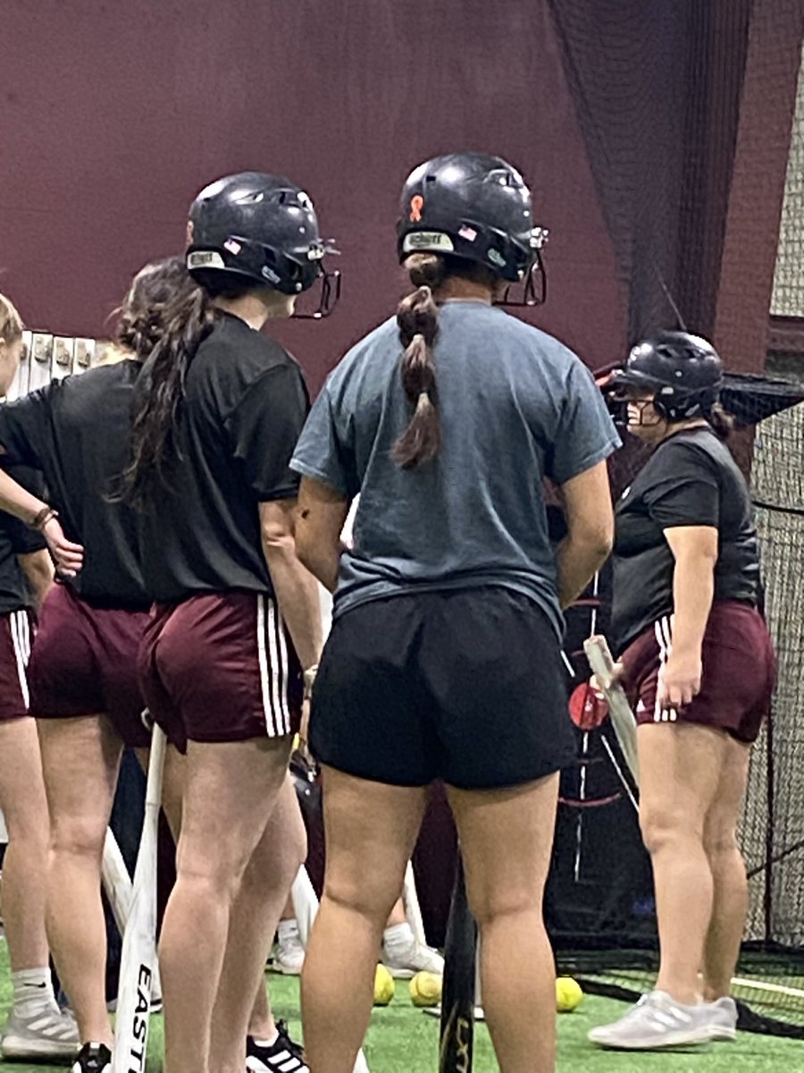 Thank you <a href="/FSCCSBHounds/">FSCC Softball</a>, Coach Bryan, and Coach Taylor for letting me come visit and hit with y’all. <a href="/Futures918/">FFS 918</a>