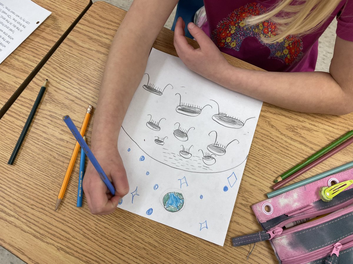 teach_msK's tweet photo. Today started #crayolacreativityweek with the theme “endless possibilities”. Check out the start of our moon drawings!! #kauffeetime @Crayola https://t.co/TMa2dTOJZj