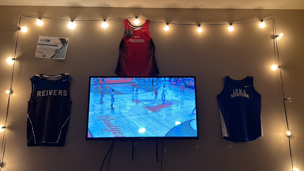 Daine Wardyn tweet media