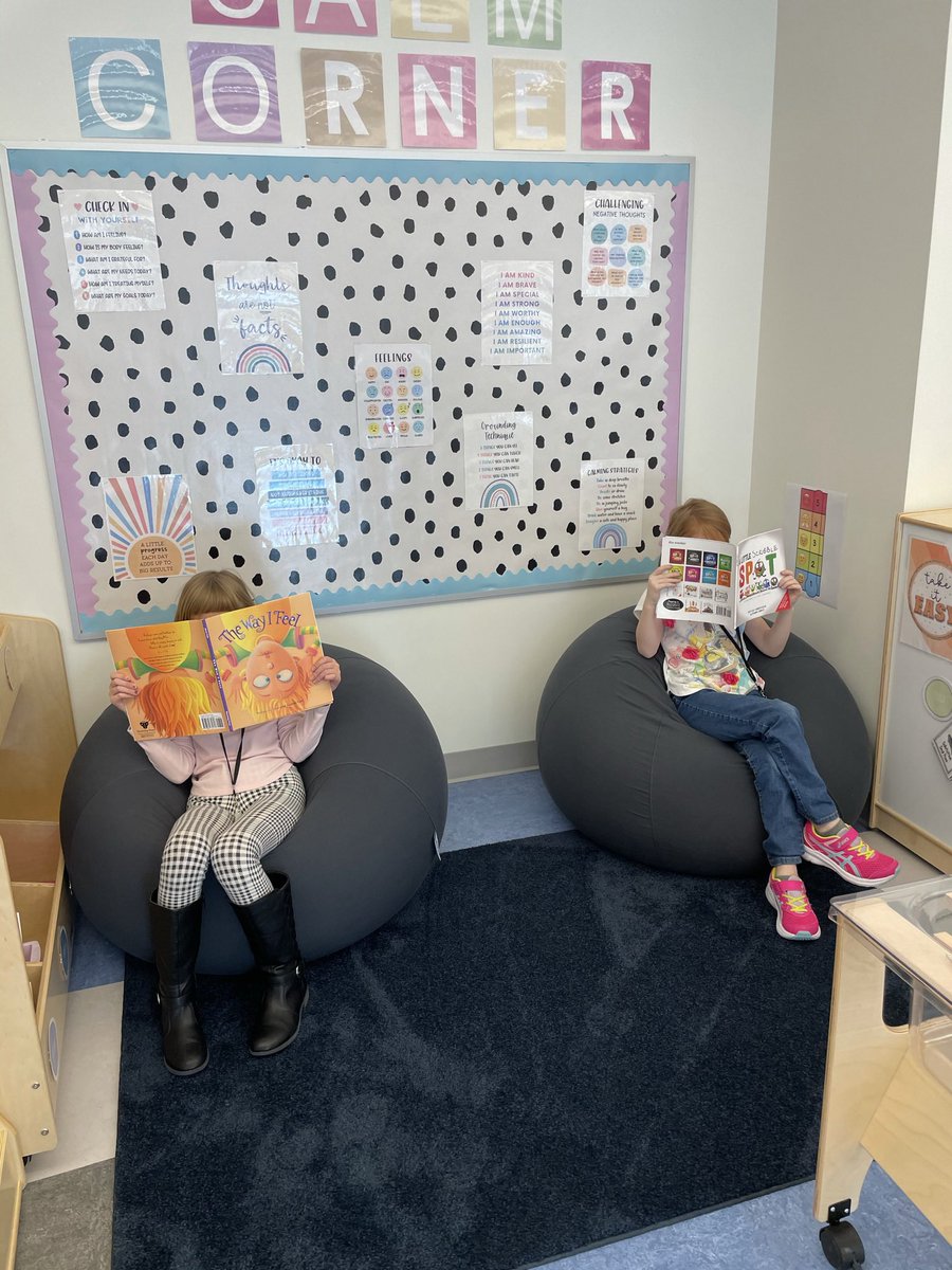Finally got to break in our new calm corner 🤍✨🧘🏼‍♀️📚