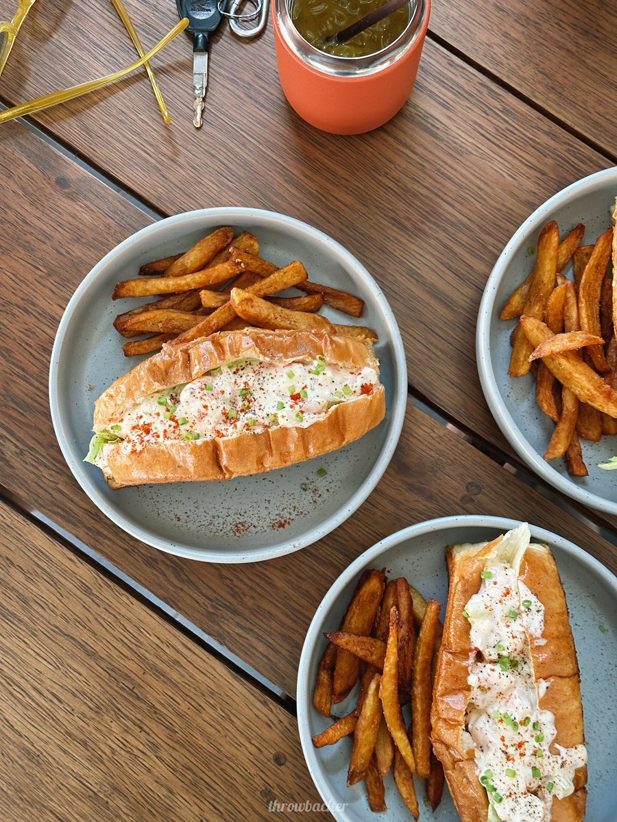 throwbackerbkk's tweet photo. ‘New Heaven Café’

#คาเฟ่เกาะเต่า มาอีกแล้ว
รอบนี้กับ shrimp roll 🦐
อร่อยจนเกือบลอยได้!

___
https://t.co/yqgYV5nzsz…

#อร่อยบอกต่อ 
#throwbackerDINING
#throwbackerTRAVEL
#throwbackerinKOHTAO
#throwbackerinSURATTHANI
#throwbackerinTHAILAND https://t.co/mjAcs24VKa