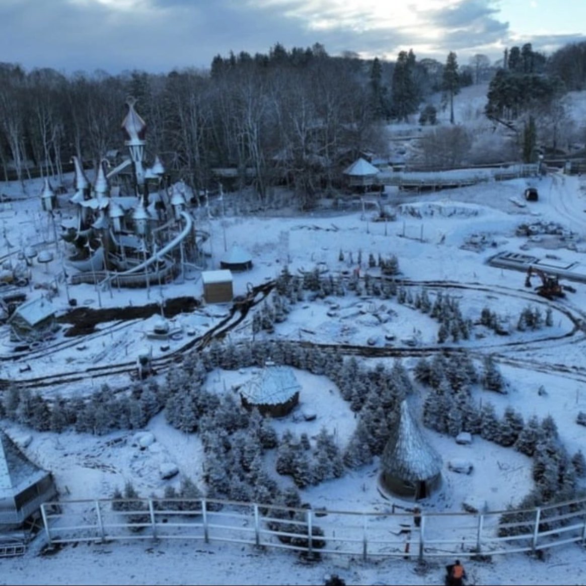 AllAboutAlnwick's tweet photo. Snowy scenes at Lilidorei at @AlnwickGarden. Opening this Spring at a cost of £15.5 million. It will be the largest play structure, of its kinn in the world. With an expected 280,000 visitors this year. This will be another great reason to visit Alnwick &amp; explore the town too. https://t.co/Vo5KbdRWQy