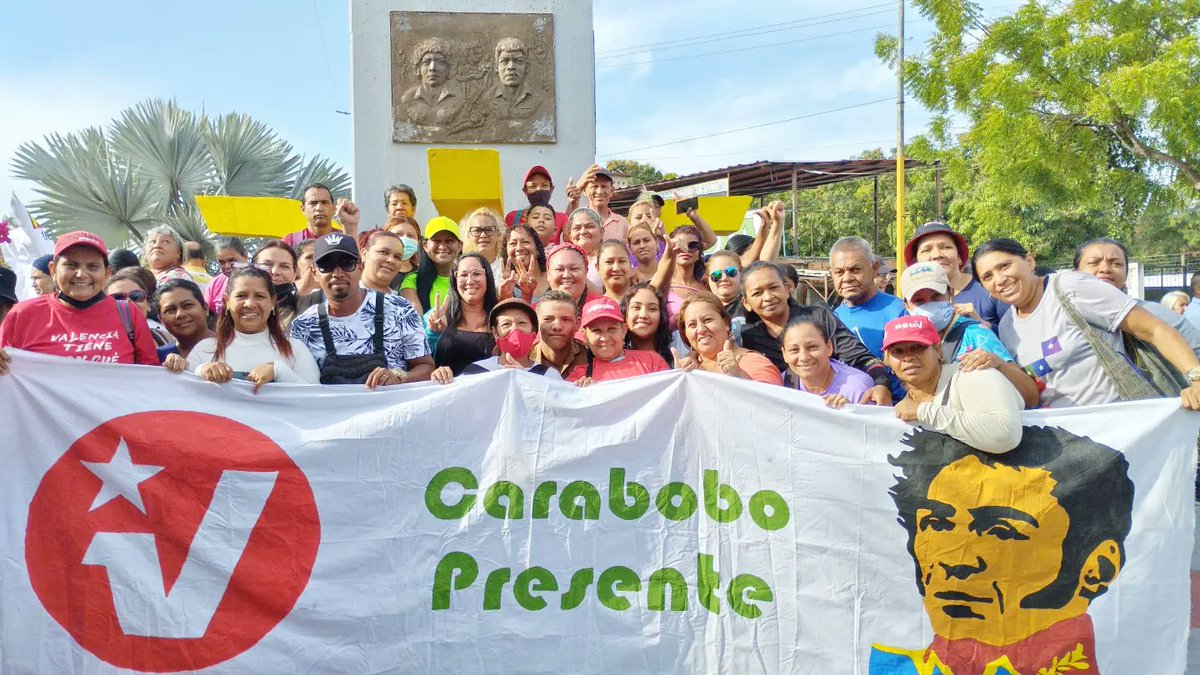 ConcejalDavidF's tweet photo. #23DeEnero
#MarchaPatriota
#ContraElBloqueo
#Valencia
#ParroquiaMiguelPeña
#OrganizarUnirSumar

@PartidoPSUV
@FidelVsquezPSUV
@jcfuenmayor
@ValenciaConcejo https://t.co/3Gm6MTGqst