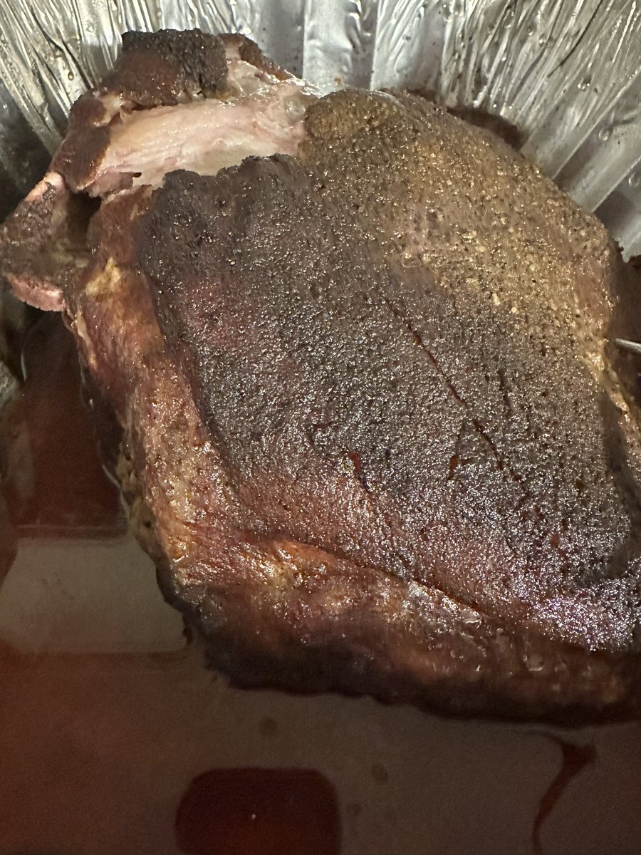 smokingwithsean's tweet image. The @PitBarrelCooker is one of the easiest smokers I’ve ever used. I am excited to post more cooks using it throughout the year. #pitbarrelcooker #bbcharcoal #bigdsqprostaff