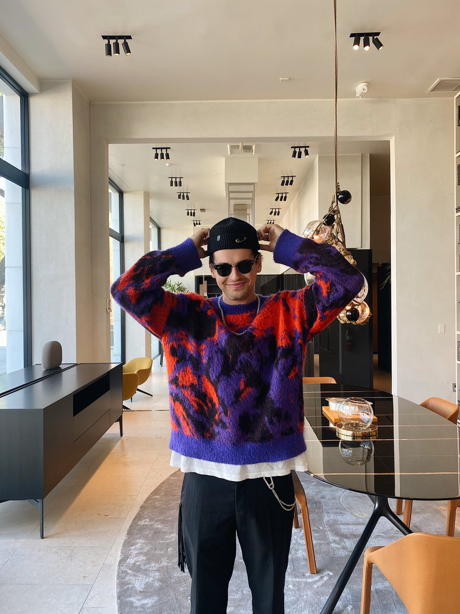 blakesteven's tweet photo. 🙃 https://t.co/iKvAY0RsIy