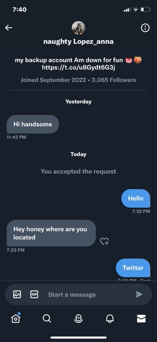 2 pic. #botsexposed #exposed #twitter report and block these bots this shit is getting annoying https://t
