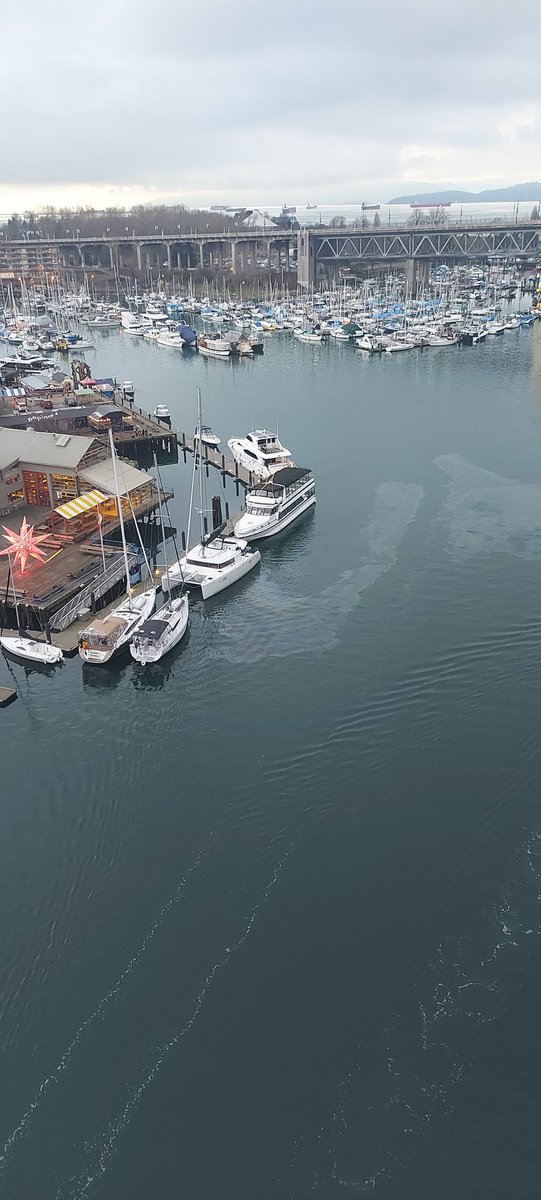 kgamsy's tweet photo. Sailboat looks like it's spilling gas under the Granville Bridge #gasspill #granvilleisland https://t.co/cQ9T9QN8Nj