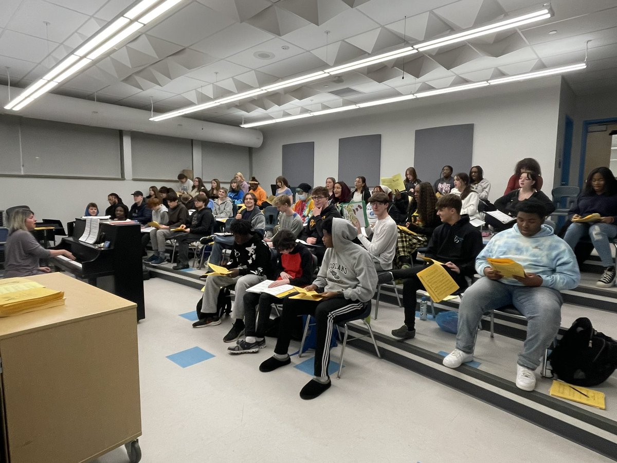 WHHSMusical's tweet image. ALWAYS take a picture of the first rehearsal. #TheThingsYouCanThink