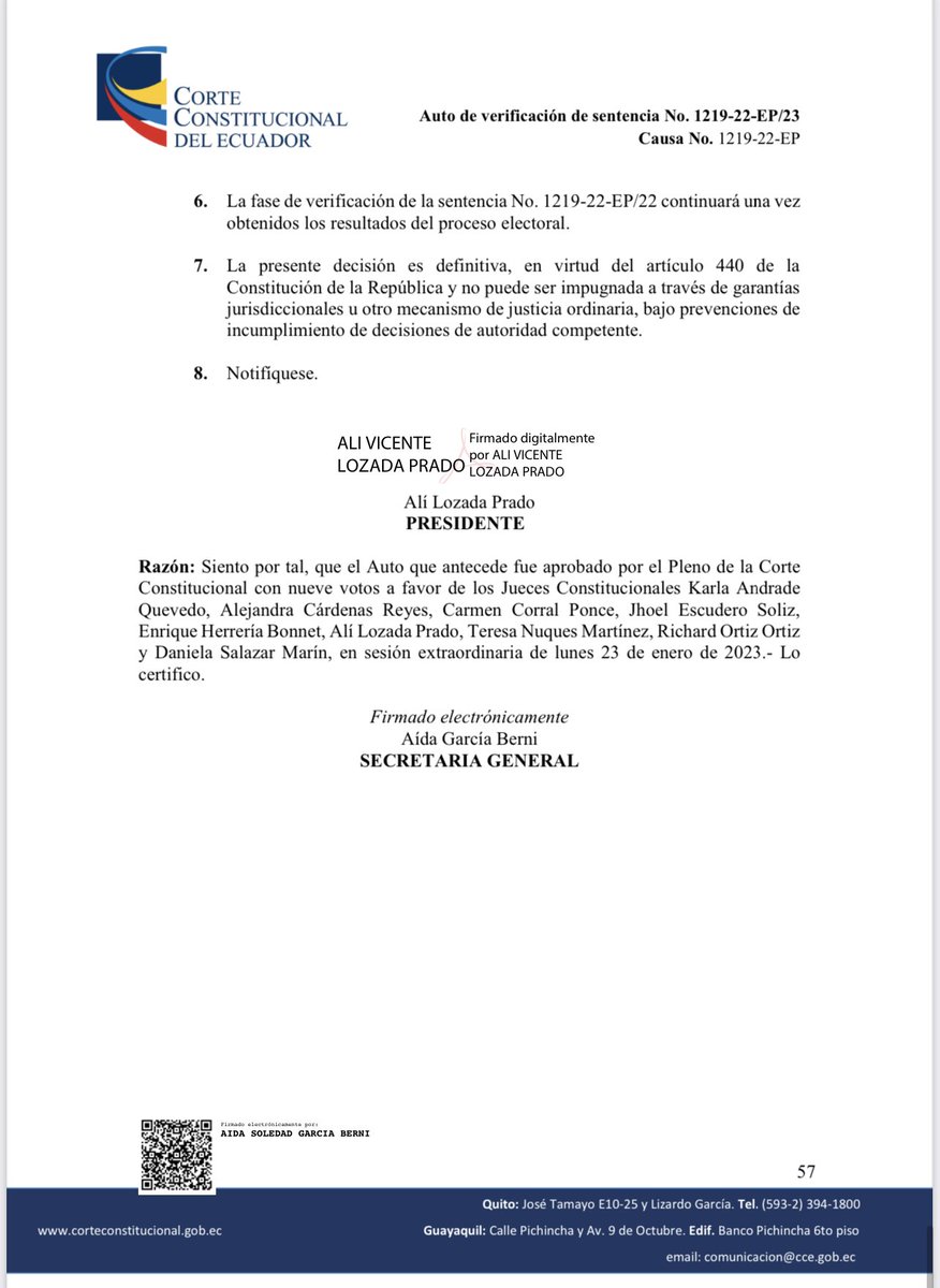 fabriciovelav's tweet photo. URGENTE: la @CorteConstEcu destituyó a los 7 consejeros principales del CPCCS. Los jueces, por unanimidad, declararon que el organismo incumplió la sentencia de septiembre pasado que les ordenó designar nuevo presidente del Consejo de la Judicatura. https://t.co/eTlUf8vH1g