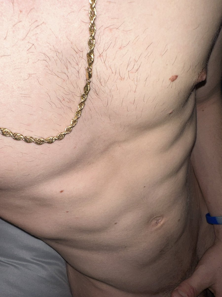 KyleParks99's tweet photo. Retweet for more😏😏 https://t.co/NhMGLaCg6C