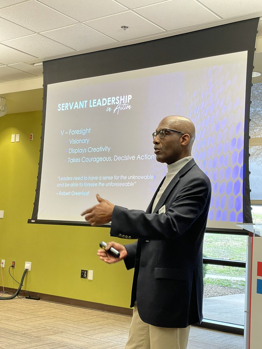 CgossM's tweet image. Great weekend with the @BSCoC. We know our vision and committed ourselves to reaching our members in new ways in 2023!! 
#LeadershipDevelopment #Commitment2Community #EDLDChronicles