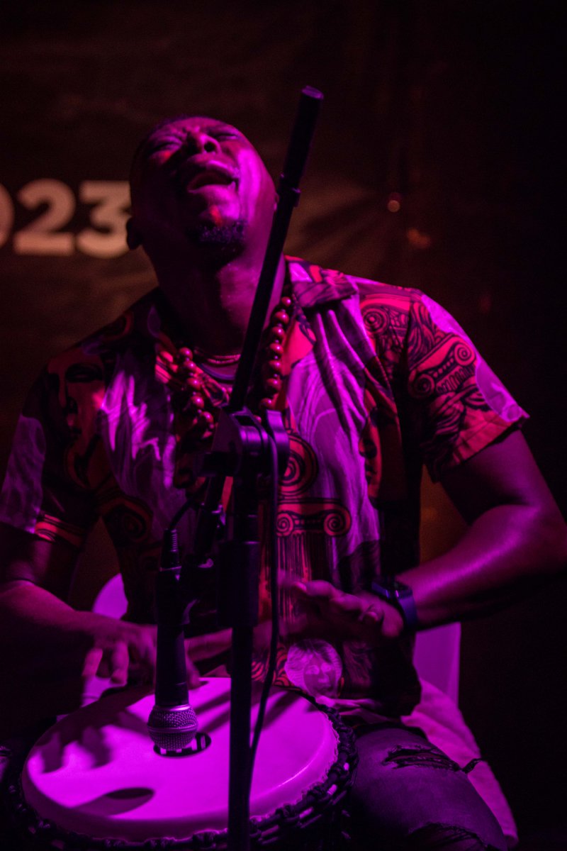 tanboukanzo's tweet photo. Mercii pour l'amour 🖤🖤🖤 
@PAPJazzHaiti
 #Gwolobo
 #Raratech 
📸@MrPicassso https://t.co/j48GpsLd9u