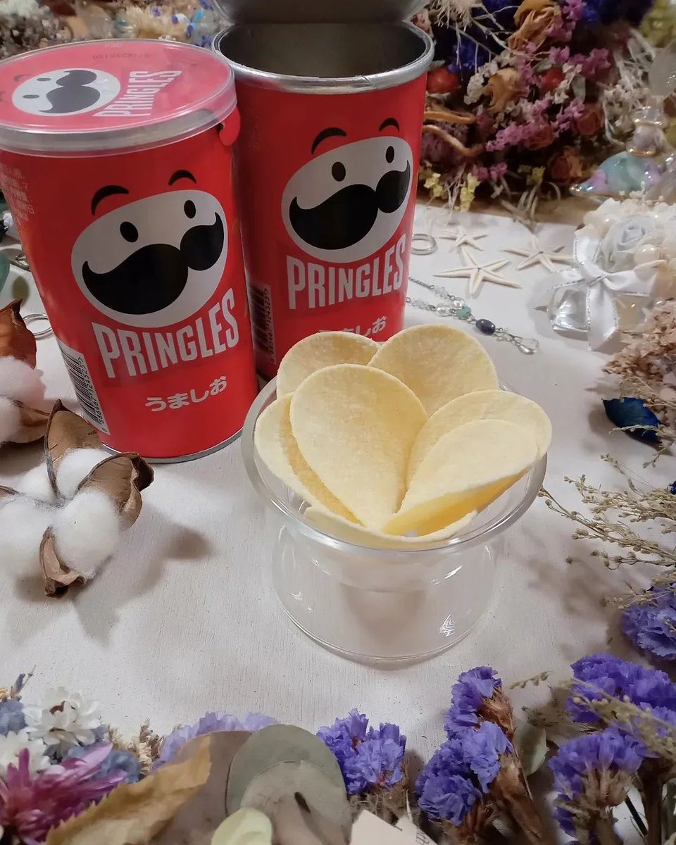 minipu_g's tweet photo. #プリングルズうましお #withPRINGLES #プリングルズ #pringles #ポテチ #ポテチチップス #おやつ #お菓子 #スナック菓子 #家族団欒 #おうちカフェ #休憩タイム #pr #癒しの時間 #… https://t.co/IntOsbScc1 https://t.co/shvyLFiL4T