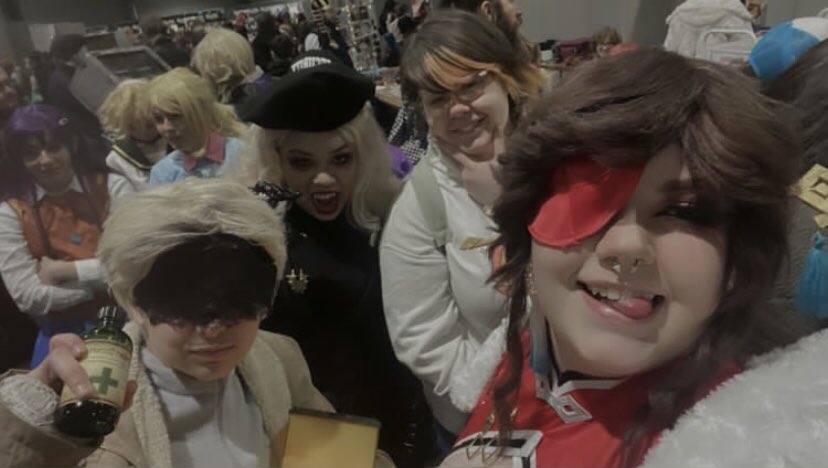 thisdogcandrive's tweet image. By my side no matter what, who, why,when or how…. I can’t believe I almost self isolated from them❤️ this is your reminder that there ARE people who understand you. Not everyone will,,, but Gehpis and Beefy will 

On that note I’ll be inpatient for a while but I’ve got this!