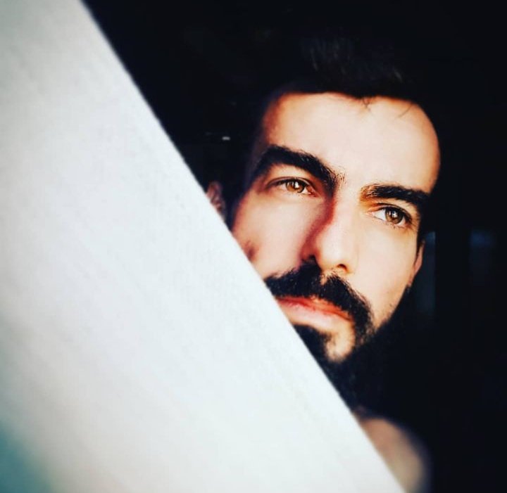 Jonatha94061416's tweet photo. Os poetas que me desculpem, mas nenhuma palavra substitui um olhar. .
.#megamodelsul #olhares #megamodelbrasil  #modeloffduty #modelofotográfico #instaphoto #fotografos #olharmarcante #olharmasculino #instamodel #gaysc #forumoficial #modeloforummodel #modelossc #renner #megamodel https://t.co/5CZibOX9cI