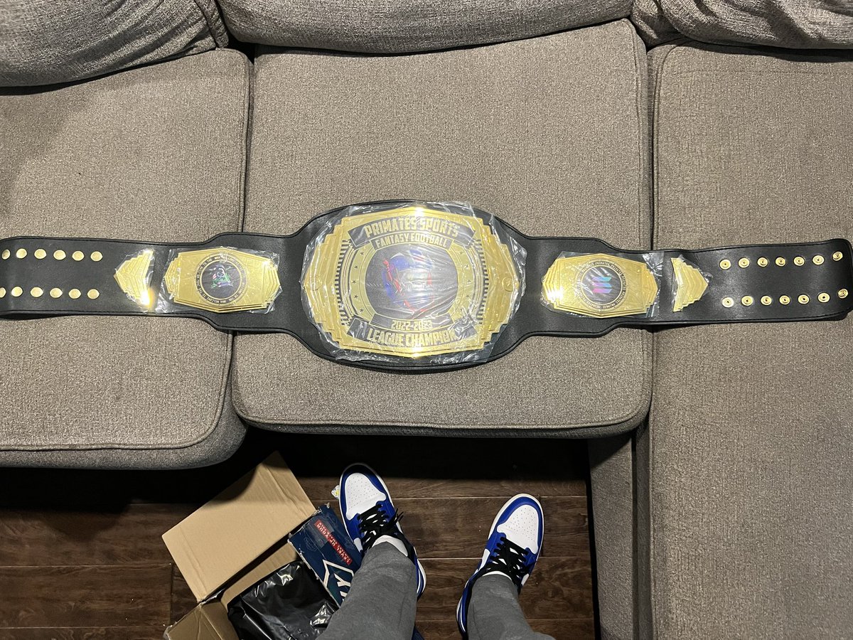 nft_fee's tweet photo. To my brother @nft527 I can’t thank you enough. From setting up @PrimatesSports Fantasy Football to spending your own bag to reward the winners. Everything is awesome but this belt is next level! To all my @PrimatesSports brothers, THE CHAMP IS HERE!! @Primatesnft https://t.co/guULVwkhMX