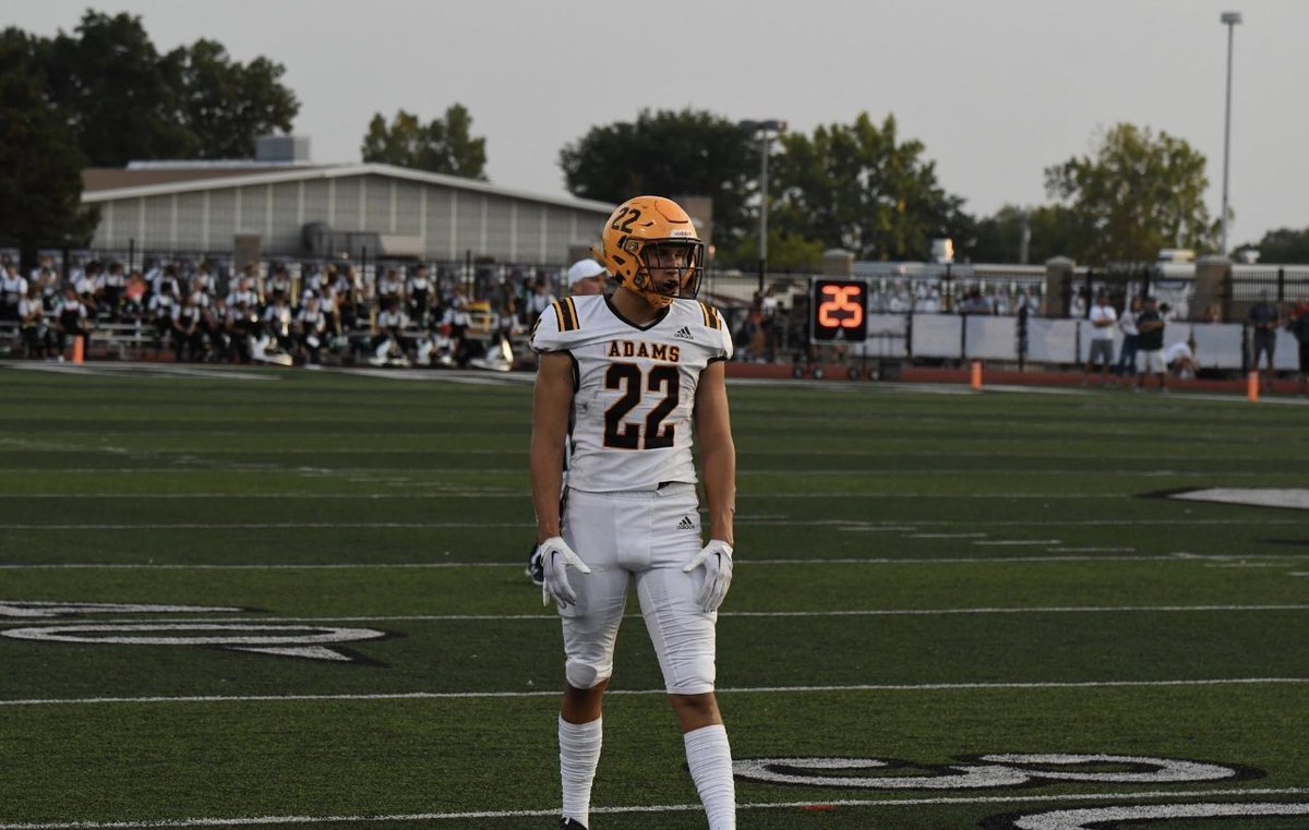 Junior year highlights 

hudl.com/v/2KLdWp