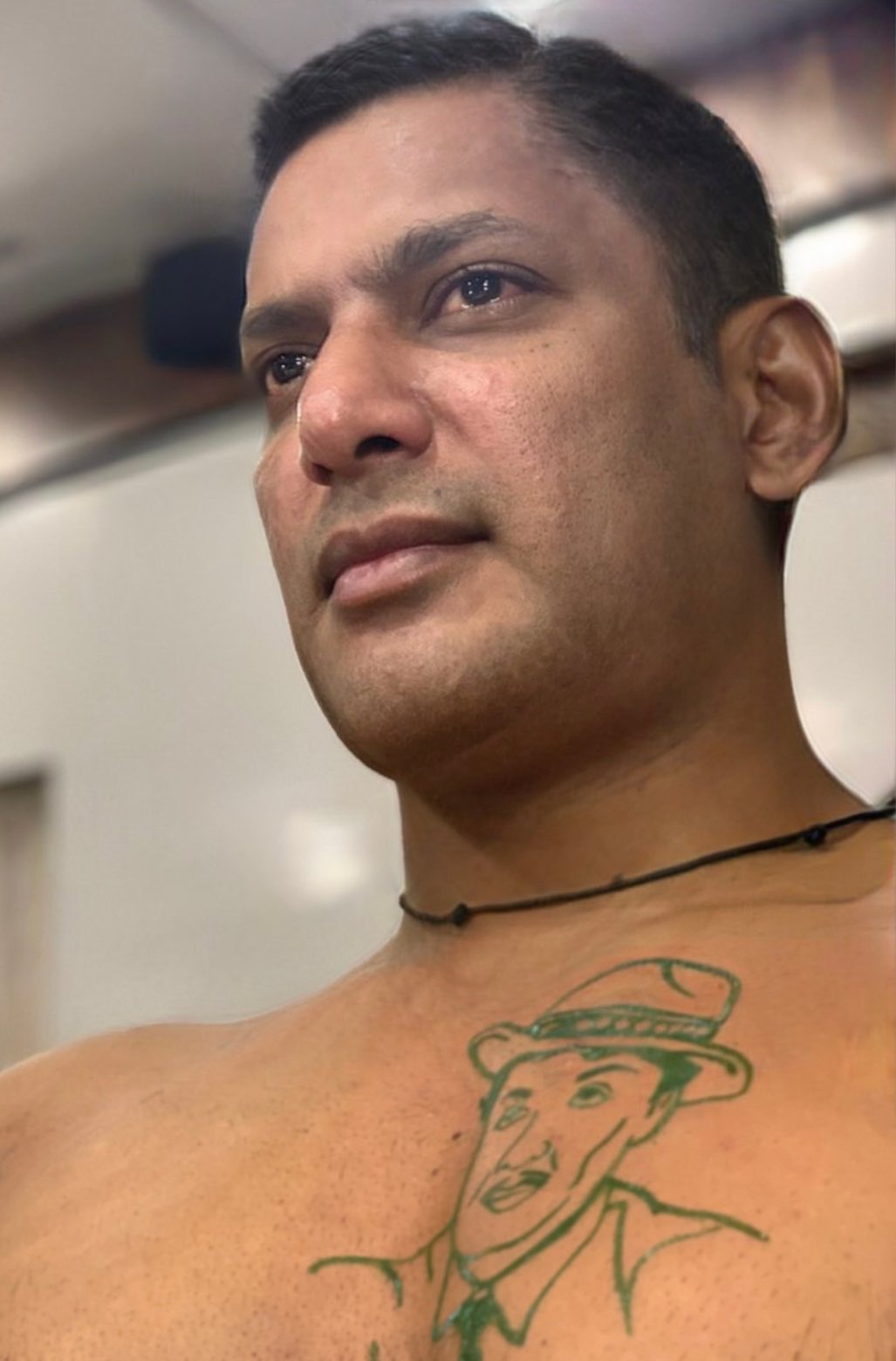 Maduri Mattaiah Naidu on X: "Actor Vishal gets a tattoo of Legendary Leader #MGR on his chest @VishalKOfficial is an ardent fan & follower of the former #ChiefMinister of Tamil Nadu https://t.co/FGPUH9VyXx" /