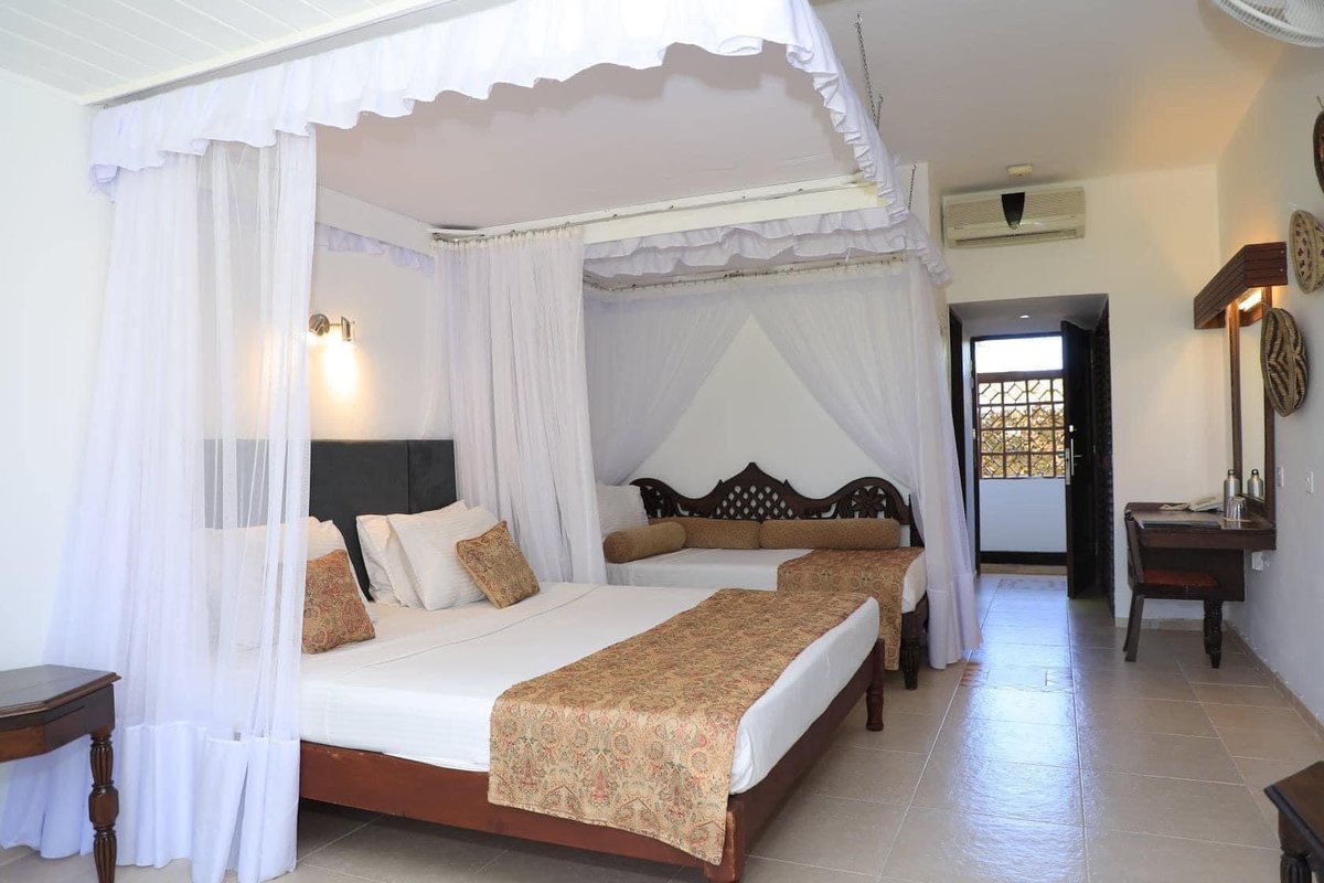 Reef Hotel Mombasa tweet media