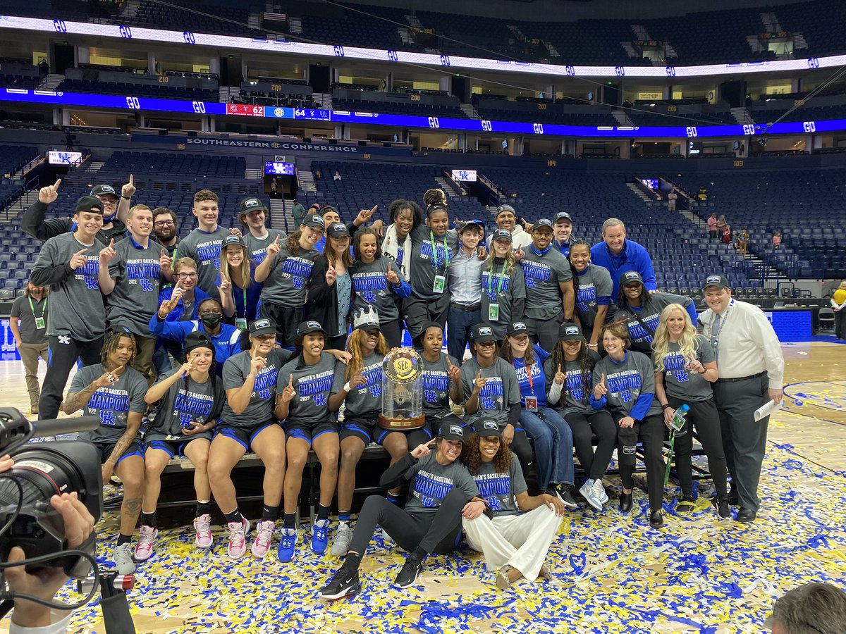 Darren_Headrick's tweet photo. It sure was fun to hear that @SEC Championship call again! #SECInside @SECNetwork @UKSportsNetwork https://t.co/QXE4Sp0fUh