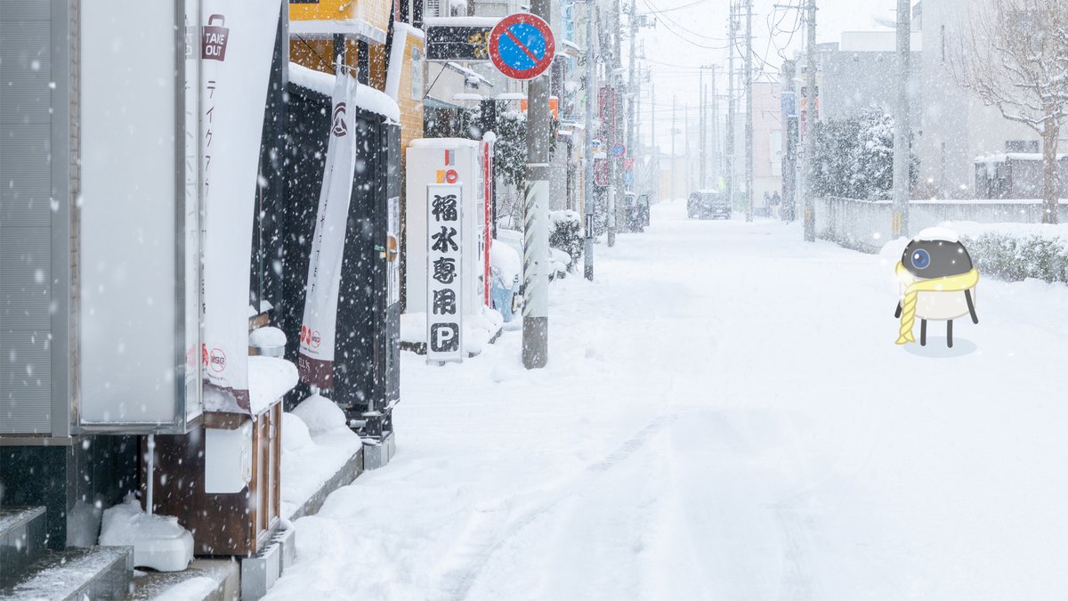 ita_video6644's tweet photo. 皆が屋内で過ごす寒い雪の日も、
カメじろうは防犯のために巡回しています。

#防犯カメラ　#カメじろう
#企業公式相互フォロー https://t.co/Zlg0QVixNE