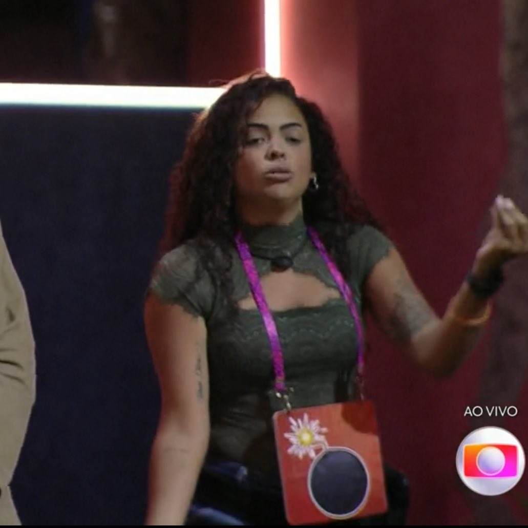 tracklist's tweet photo. “Tu quer dar uma de Juliette, de pobre e sofrida”

- Paula para Marília 😳 #BBB23 https://t.co/PtKqx0kpEy