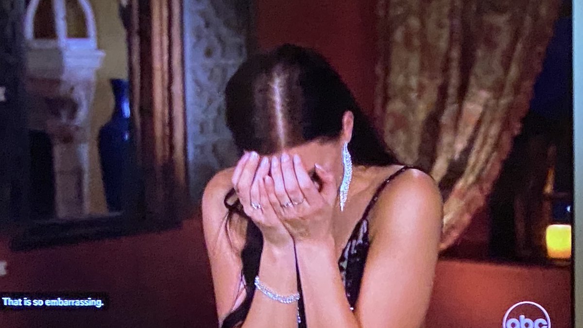 steal_ya_4_asec's tweet photo. The state of North Dakota is cringing that this is their only TV representation in 2023 

#bachelor #thebachelor https://t.co/m79fwOWbAK