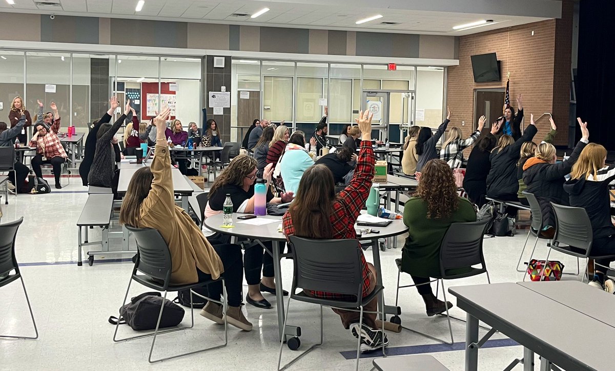 ty_nelson22's tweet image. What a team! @RC_BilingualESL opened their mini PD @BobbySummersMS modeling listening and speaking using @ChadLittlefield We! Engage cards. @RoyseCityISD #LetsGrowTogether #EmergingBilinguals