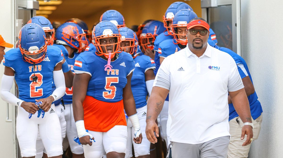 Zailin jackson (@zailinjackson8) on Twitter photo Blessed and honored to receive an offer from Florida memorial university 🧡💙. <a href="/JackJackg10k9/">Jack</a> <a href="/TheBallCoach09/">Coach Derek Brown</a> <a href="/larryblustein/">Blustein Recruiting</a> <a href="/FloridaMemoria2/">Florida Memorial University Football</a> <a href="/ErnestJ32004643/">Ernest Jackson</a> <a href="/Chips_aRoy/">WR/TE Coach Roy/Recruiting Coord./Graphic Designer</a> <a href="/JerryRecruiting/">Rising Stars</a> <a href="/Rivals/">Rivals</a> <a href="/PrepRedzoneFL/">Prep Redzone Florida</a> <a href="/RecruitNationSC/">Recruit Nation- South Carolina</a> Blessed and honored to receive an offer from Florida memorial university 🧡💙. <a href="/JackJackg10k9/">Jack</a> <a href="/TheBallCoach09/">Coach Derek Brown</a> <a href="/larryblustein/">Blustein Recruiting</a> <a href="/FloridaMemoria2/">Florida Memorial University Football</a> <a href="/ErnestJ32004643/">Ernest Jackson</a> <a href="/Chips_aRoy/">WR/TE Coach Roy/Recruiting Coord./Graphic Designer</a> <a href="/JerryRecruiting/">Rising Stars</a> <a href="/Rivals/">Rivals</a> <a href="/PrepRedzoneFL/">Prep Redzone Florida</a> <a href="/RecruitNationSC/">Recruit Nation- South Carolina</a>