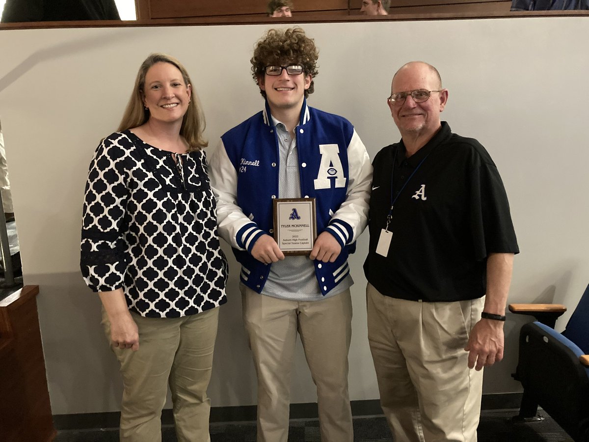 Tyler Mckinnell (@mckinnelltyler) on Twitter photo Blessed to receive a special teams captain award. <a href="/ReginaldLSmith/">Reginald Smith</a> <a href="/keithetheredge1/">keith etheredge</a> <a href="/AHSALFBRECRUIT/">Auburn High School Football Recruiting</a> Blessed to receive a special teams captain award. <a href="/ReginaldLSmith/">Reginald Smith</a> <a href="/keithetheredge1/">keith etheredge</a> <a href="/AHSALFBRECRUIT/">Auburn High School Football Recruiting</a>