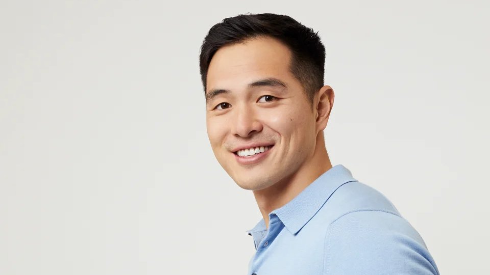 IWatchBachelor's tweet photo. I love Zach, but I'm still trying to figure out how he was ABC's first choice over these kings

#Bachelor #TheBachelor https://t.co/8pjyvwnlzG