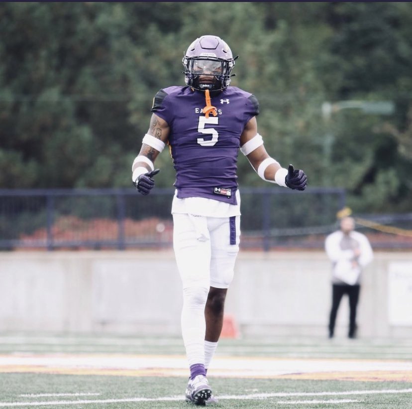 KendrickMensah4's tweet photo. Blessed to receive an offer from Ashland University @coach_geiser @AshlandFB https://t.co/5iQ4W2ytDG