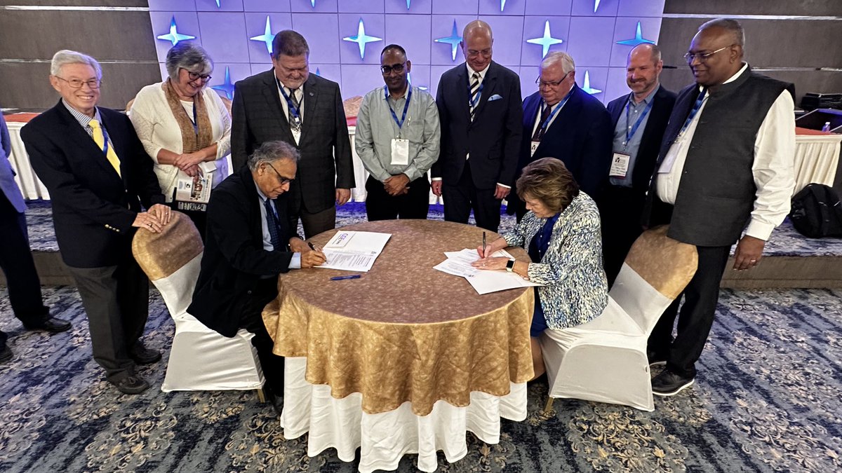 cgedu's tweet photo. While in India, CGE signed Memoranda Of Understanding (MOUs) with 17 different institutions and/or organizations. Cooperation will include student &amp; faculty exchange, collaborative, research and much more. https://t.co/oIRIhVP8mY