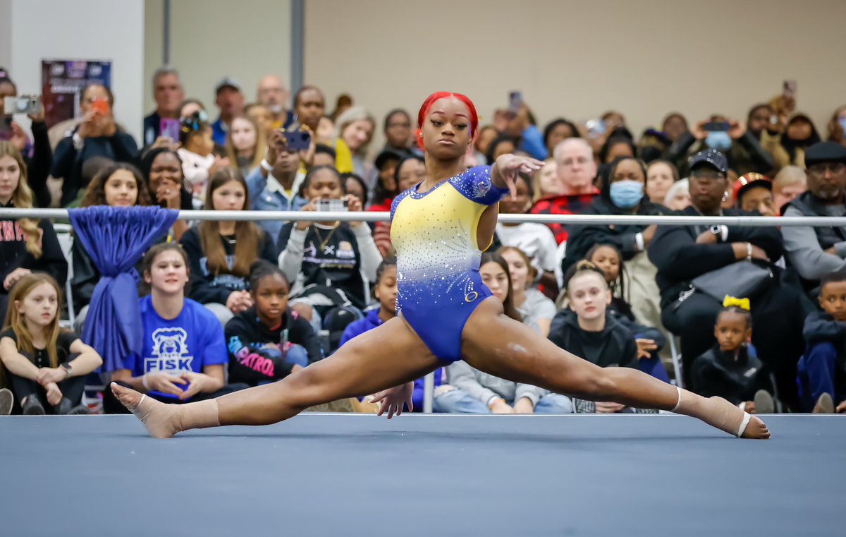 Fisk1866's tweet photo. Fisk GymDogs making it look easy! 😮‍💨🔥

Enjoy snapshots from Friday’s meet in Lebanon, TN! 

#TennesseeCollegeClassic #FiskGymnastics #FiskForever https://t.co/VGLGOyero2