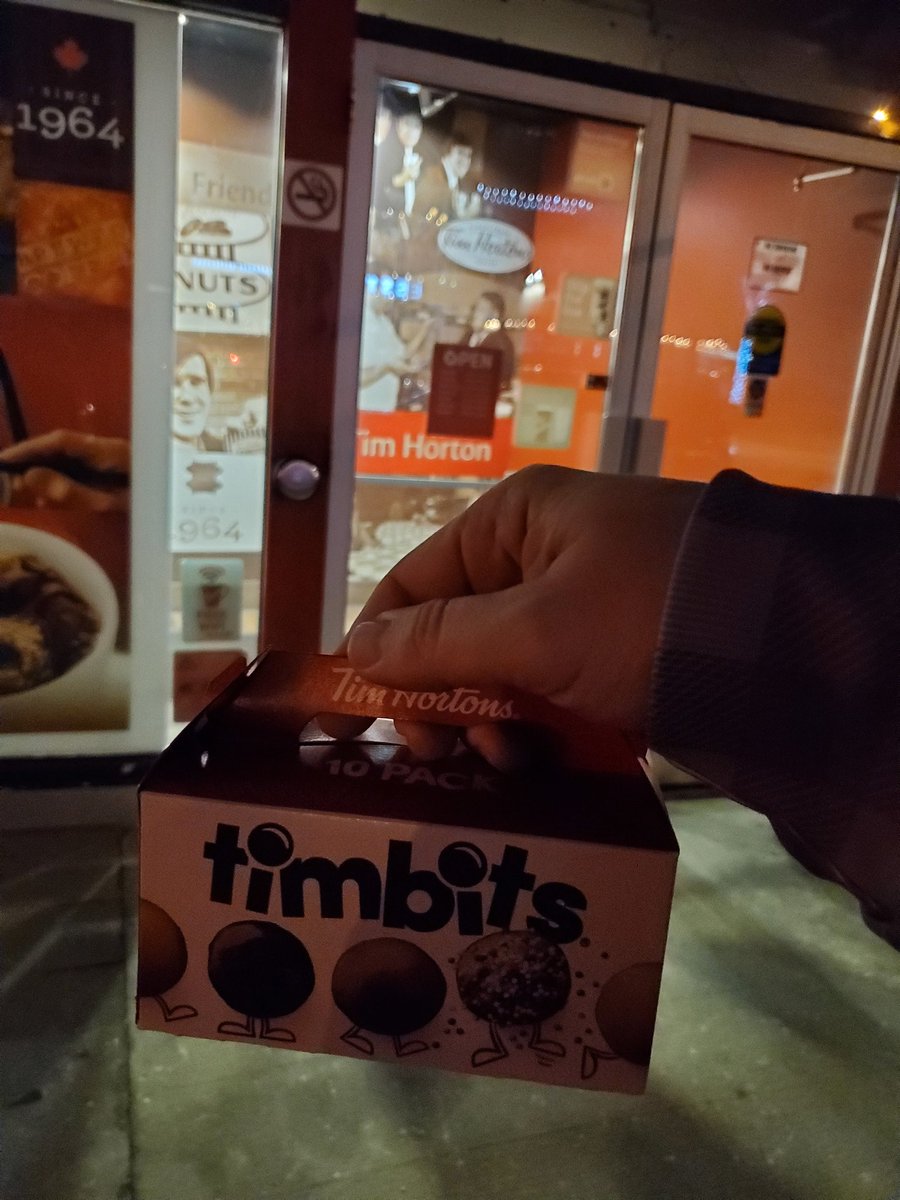 JRock96's tweet image. Only 10 this stop. #JobHuntChat