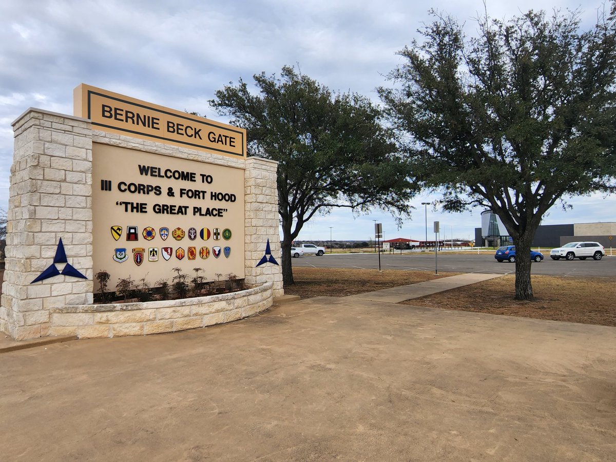 RRADC69's tweet photo. Went home today....Ft. Hood https://t.co/mYCKTYsVfe