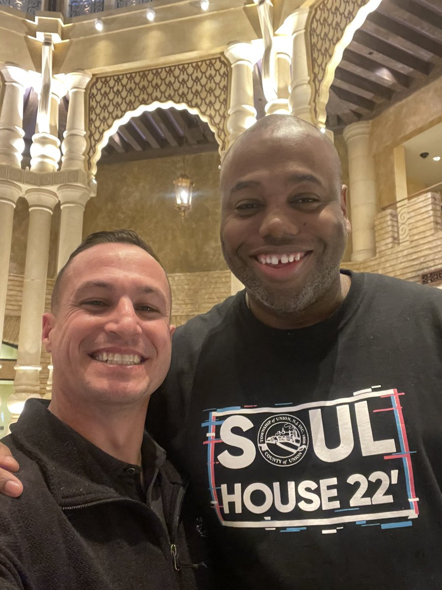 CSM_Lima's tweet photo. One of the best things about the @USArmy is the people you meet and the friends you keep along the way. 
SFC (R) Ahmad was my roommate over 20 yrs ago in Hawaii. Seeing him brings back so many great memories!
I have the best job ever! https://t.co/wswEwuQ2Om