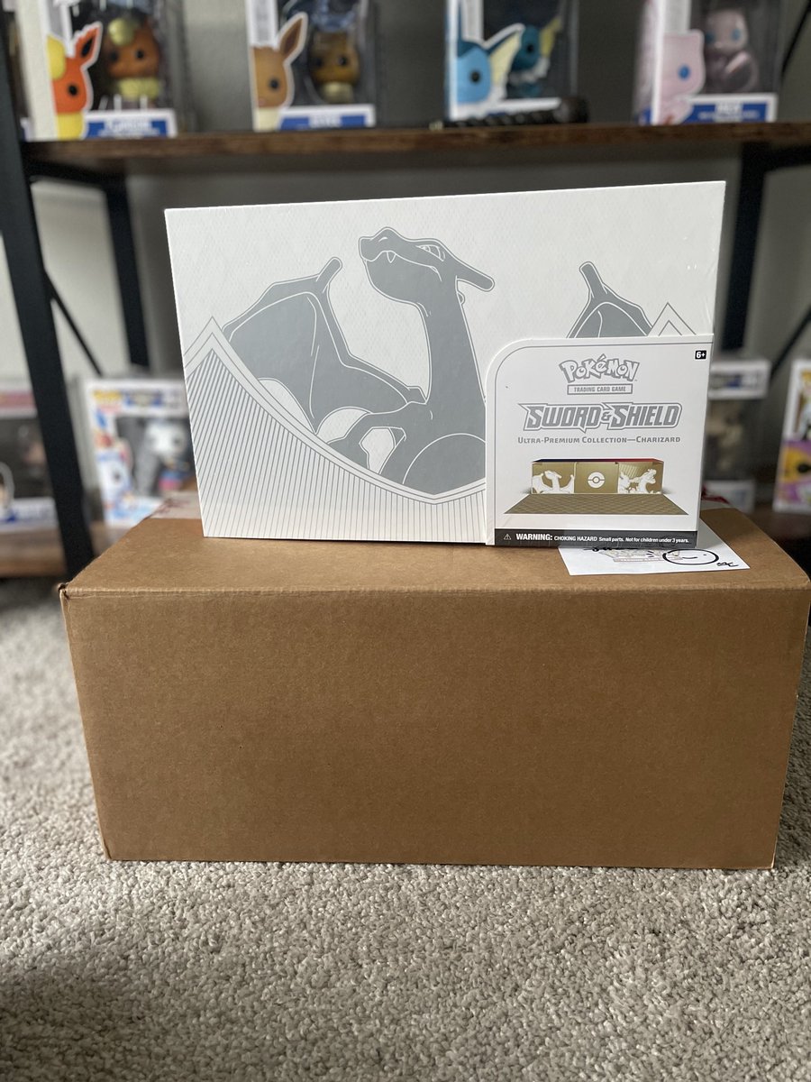 *Charizard Box GIVEAWAY!*

Giving away a #Pokemon Sword &amp; Shield Ultra Premium Charizard box! 
1.) Must be following
2.) Like &amp; RT this tweet
3.) Tag your friends!
Winner will be selected February 1st! I will cover shipping! #PokemonTCG #pokemoncommunity #pokemoncard #twitchtv