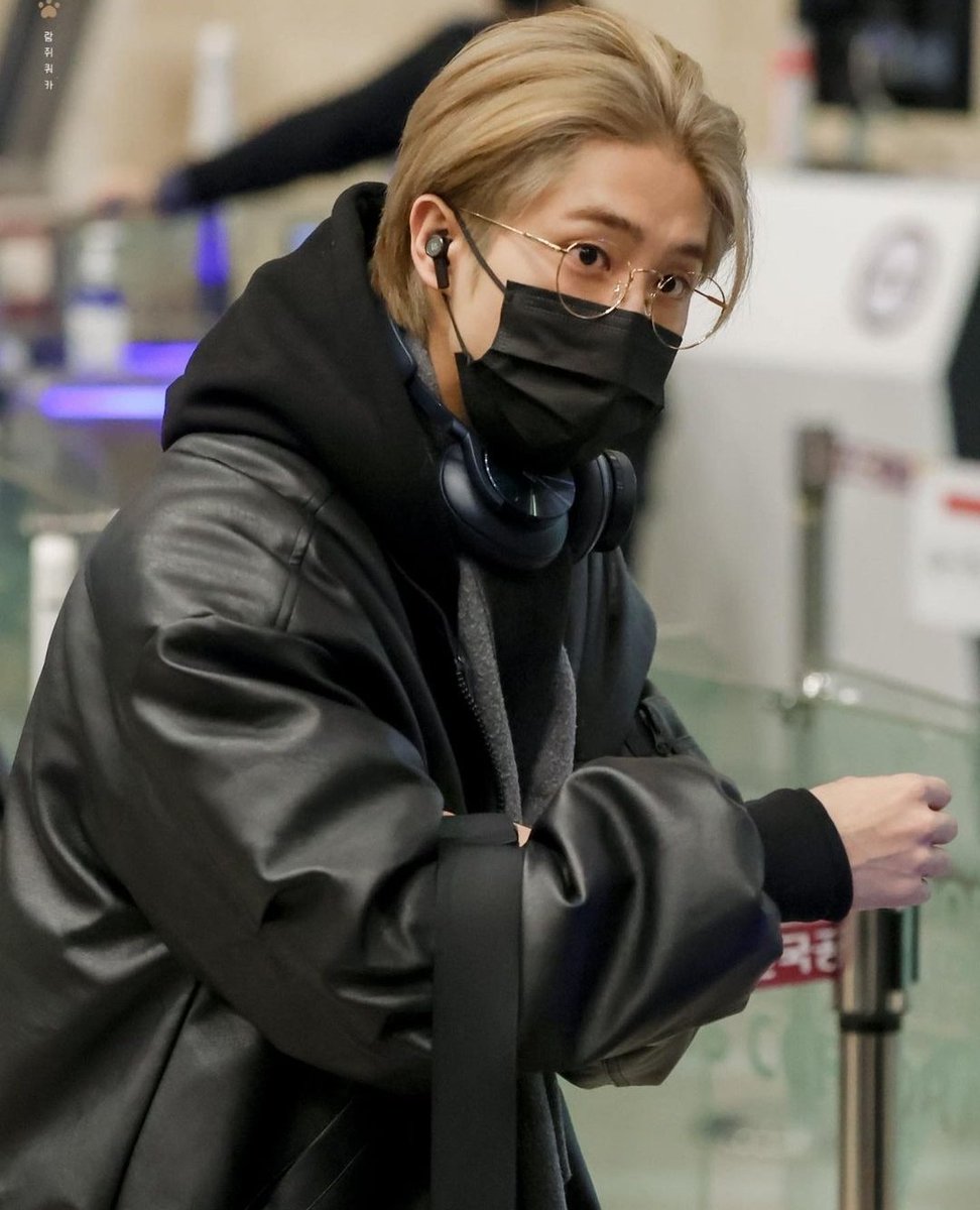 BLONDE JISUNG IS BACK??!?