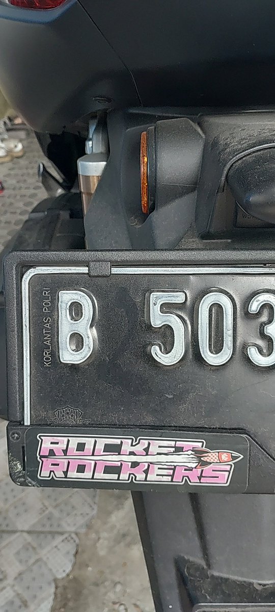 𝕽𝖆𝖜𝖐 tweet media