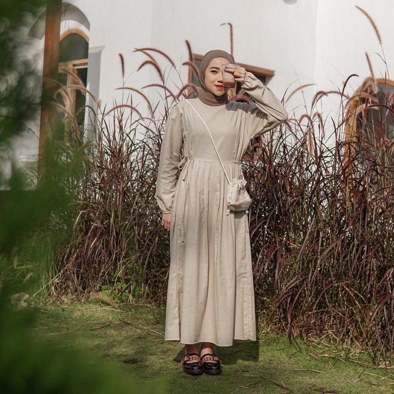 Rekomendasi dress, gamis korea under 200rb yukk di cekk bestii buat cekout besok di event sms (shopee mantul sale)🥳

👉hyejin dress shope.ee/cBCAwk9B
👉hea dress shope.ee/4ARkA8V9N2
👉yae-ji dress shope.ee/6zlvXAOsNU
👉jisoo dress shope.ee/2fcwNZa4Li