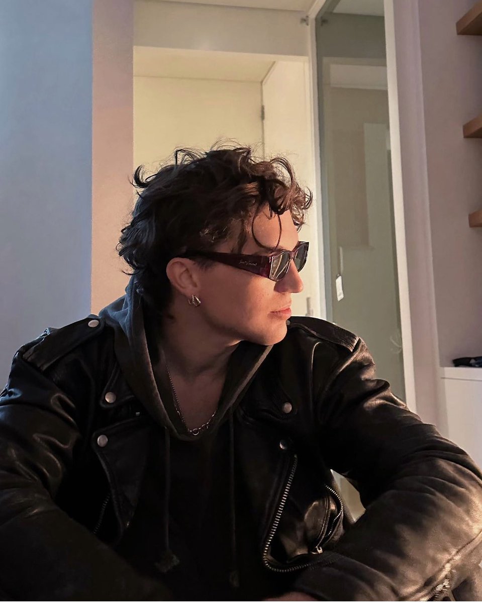 allaboutscar's tweet photo. Falling inlove to this guy every single day😩 And he doesn’t have an idea😭 

@pauljasonklein 

#PaulJasonKlein #PaulKlein #Lany https://t.co/MpAwTJbCtz