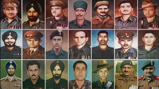 CBCJalandhar's tweet image. देश की सुरक्षा व सम्मान के लिये शत्रुओं के विरुद्ध अद्भत शौर्य व साहस दिखाने वाले वीरों को मिला सम्मान। ऐतिहासिक निर्णय में अंडमान-निकोबार के 21 द्वीपों का नामकरण #परमवीरचक्र विजेताओं के नाम पर किया गया। #JaiHind🇮🇳
#AmritMahotsav @mygovindia #IndiaHonoursParamveers @AN_Command