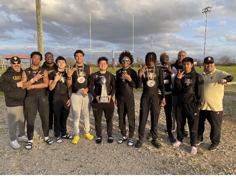 THE LIST tweet media