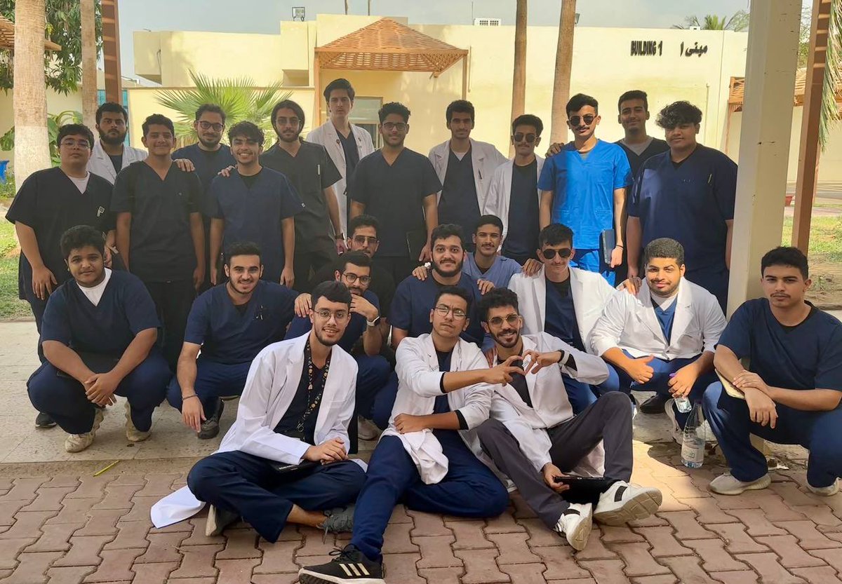 RAD22UJ's tweet photo. JANUARY 22
وخلصنا الترم الأول ✅💪🏻 https://t.co/qKoBsQFXbv