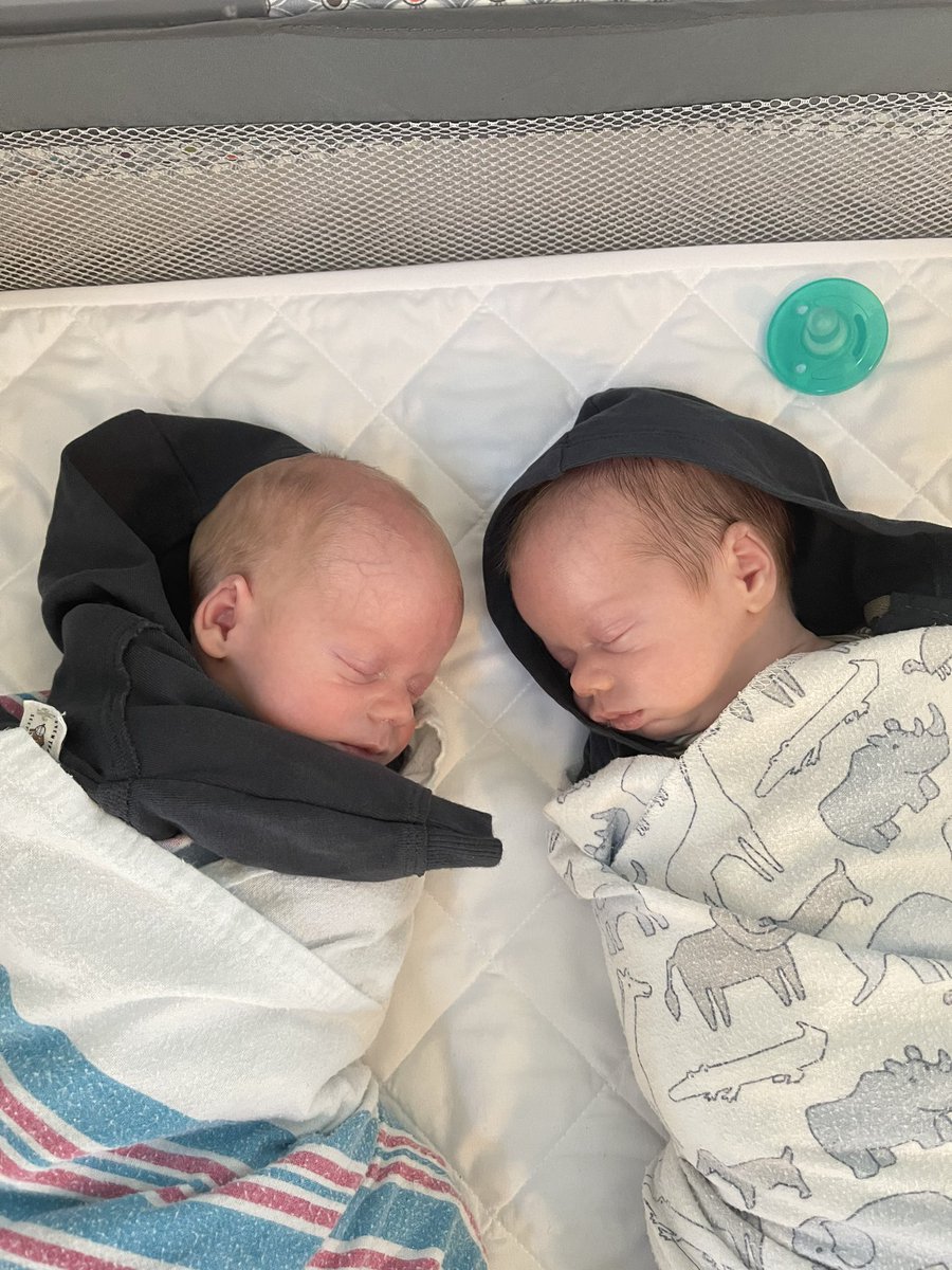 Ceking2081's tweet photo. Finally home! 33 days in the NICU! https://t.co/1rZ9uiSyAf