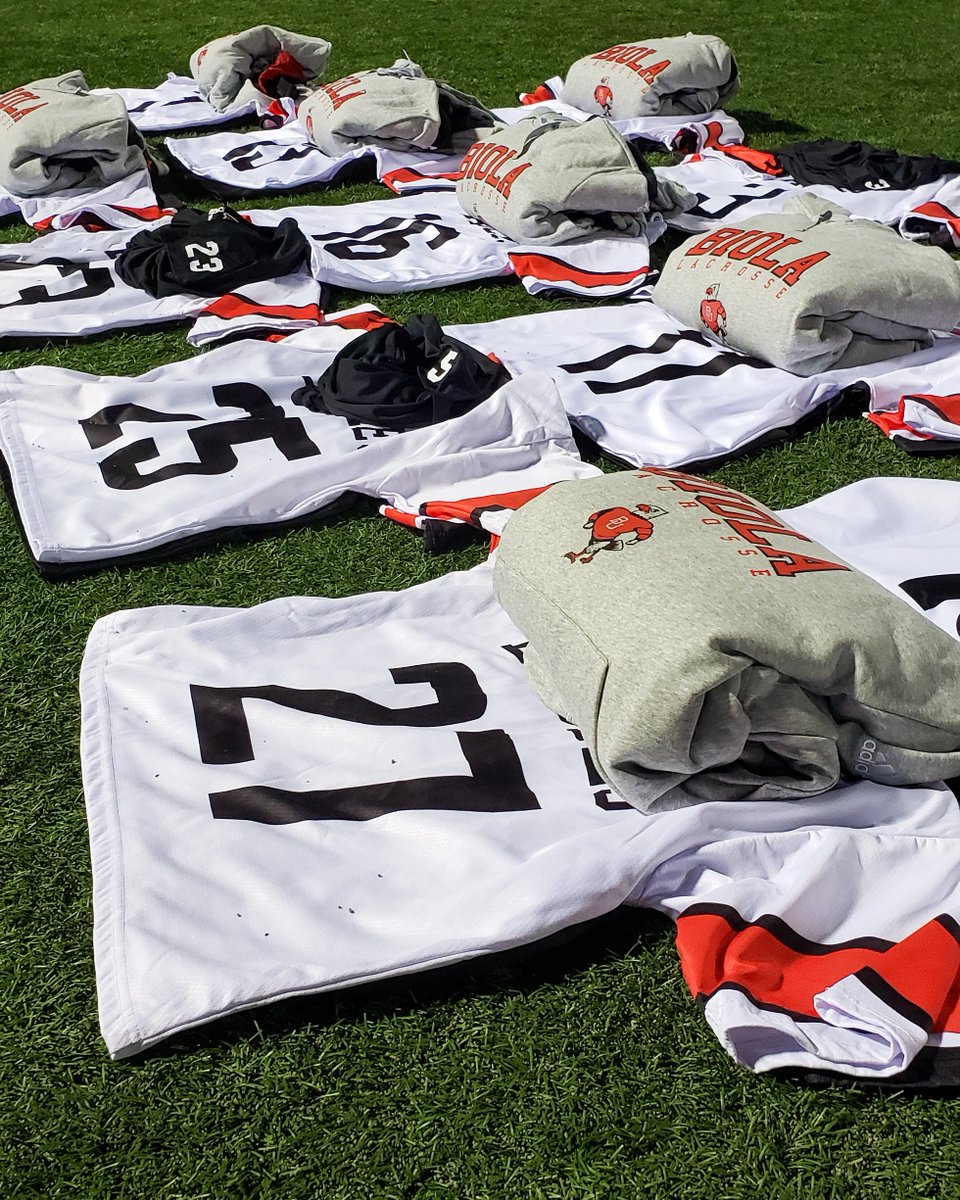 BiolaLacrosse's tweet photo. Apparel and uniform night.
#BiolaLacrosse #Biola #BiolaUniversity #BiolaLife #AllAsOne #Colossians317 #MCLA23 #ERO #DMGB https://t.co/bbkoPmCo7O