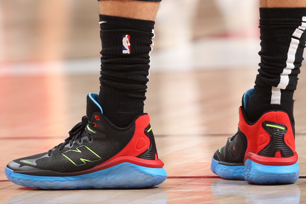 NBAKicks's tweet photo. 👀 @ZachLaVine in the new New Balance Fresh Foam BB! #NBAKicks https://t.co/8IRJOouF60