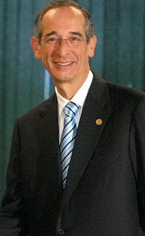 Muere Álvaro Colom Caballeros,  expresidente de Guatemala.
Álvaro Colom ejerció la presidencia de Guatemala, del 2008 al 2012, en representación de partido político Unidad Nacional de La esperanza UNE  

El exmandatario falleció a sus 71 años.    
#falleceexpresidemtedeGuatemala