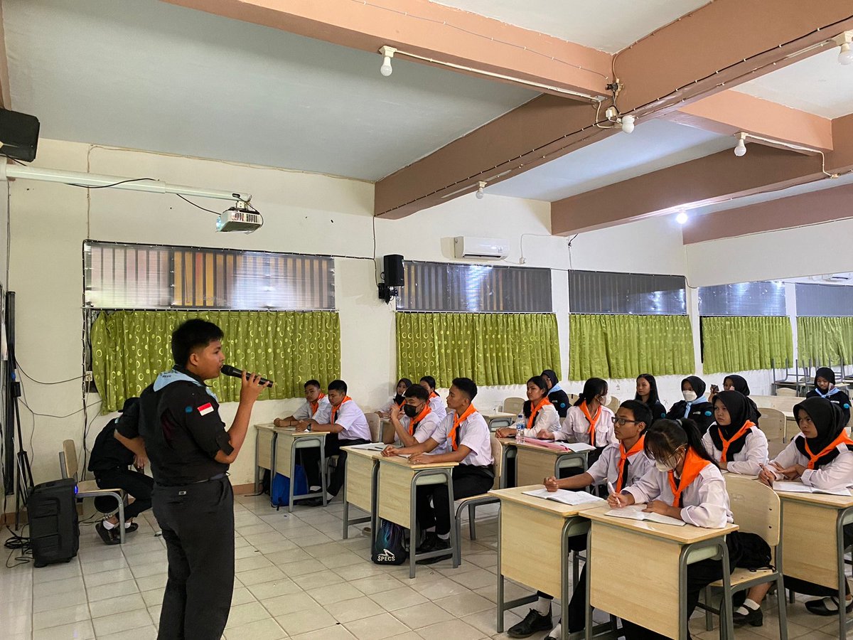 gempasman6's tweet photo. SALAM RIMBA! Alhamdulillah, pada hari Minggu 22 Januari 2023 telah diselenggarakan Latihan Dasar Kepemimpinan dengan tema “Building a responsible leadership spirit, character and loyalty in the organization”✨ https://t.co/XowfOiGhSh